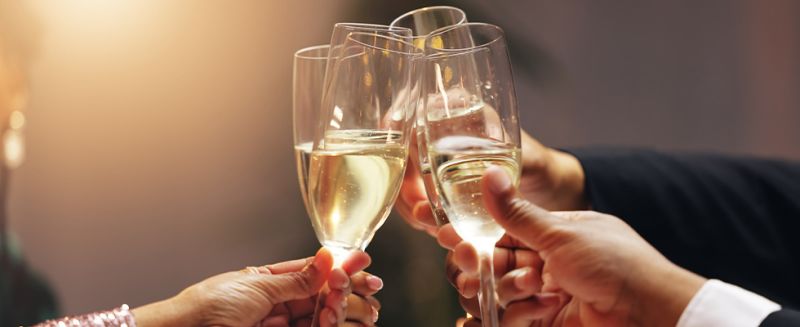 Skal du holde årets bedste julefrokost? Her får du 3 gode råd 