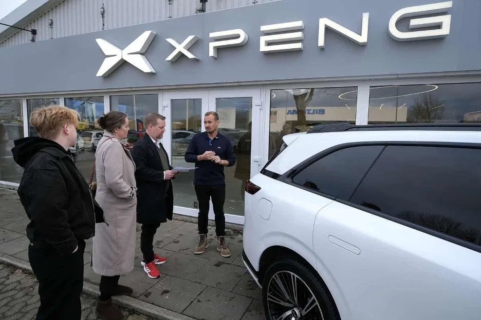 Mange nygerrige sjæle har været forbi butikken. Mere end 6.000 prøveture er det blevet til siden start.